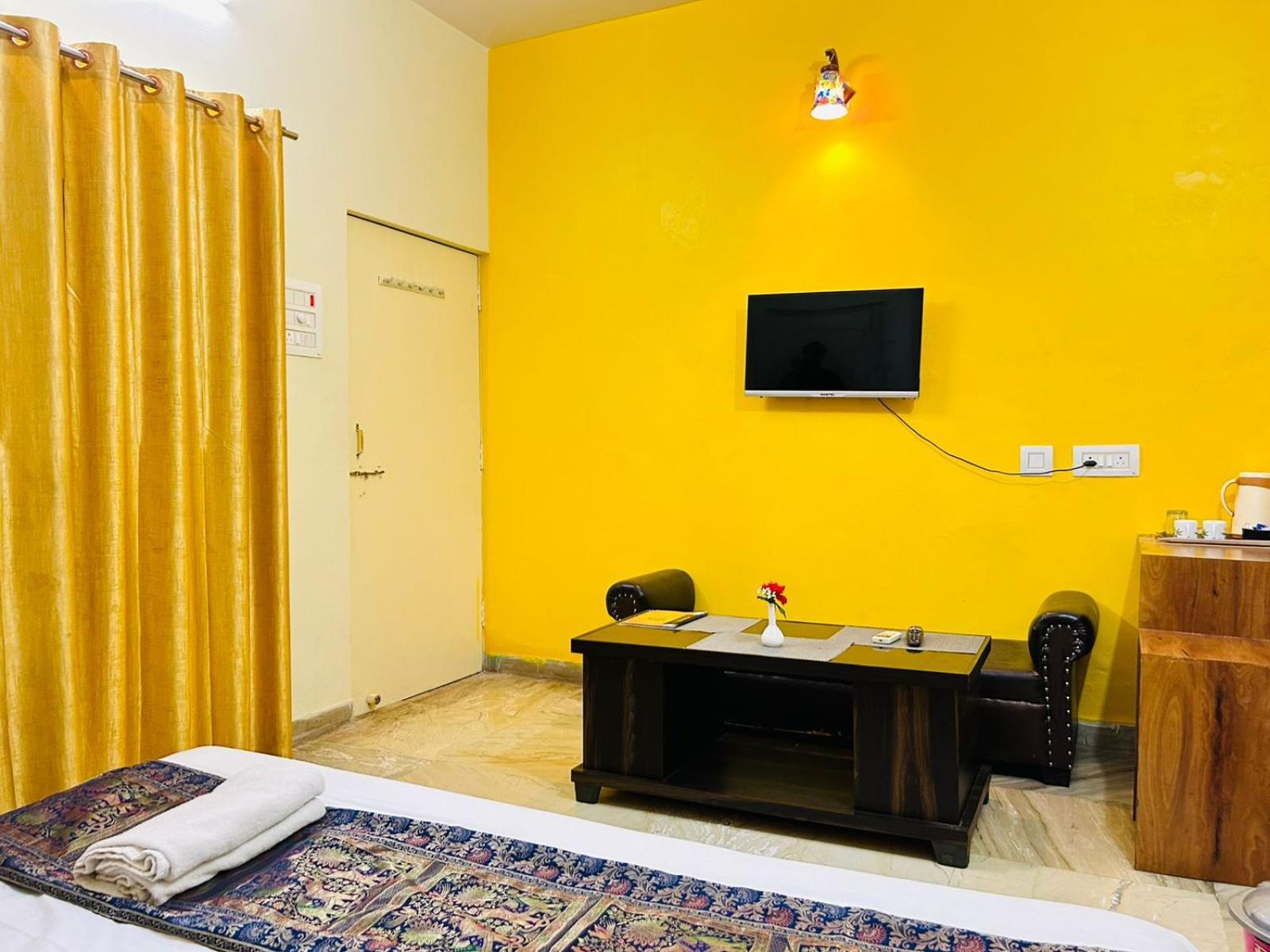 Shankar Vilaas -A Boutique Stay Forigners Choice Near Ghats And Temples - Varanasi, Varanasi