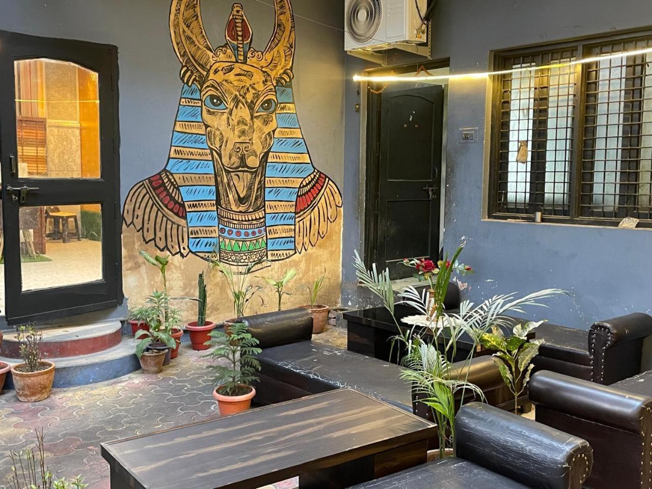 Shankar Vilaas -A Boutique Stay Forigners Choice Near Ghats And Temples - Varanasi — Photos 3